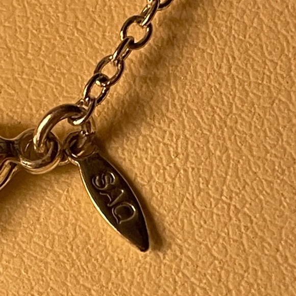 Silver with white & pink rhinestones S.A.Q Avon bunny necklace - Picture 3 of 8